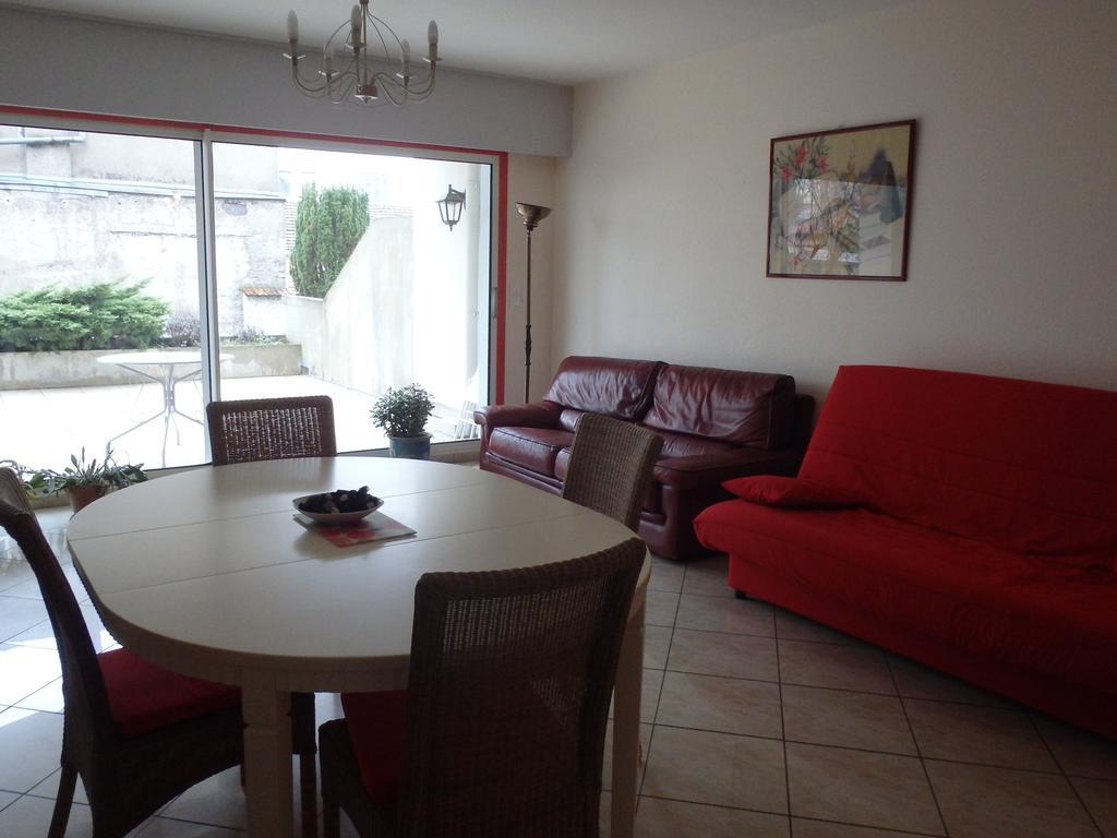 Le Moulin Des Pres Avec Terrasse Apartment เวอซูล ห้อง รูปภาพ