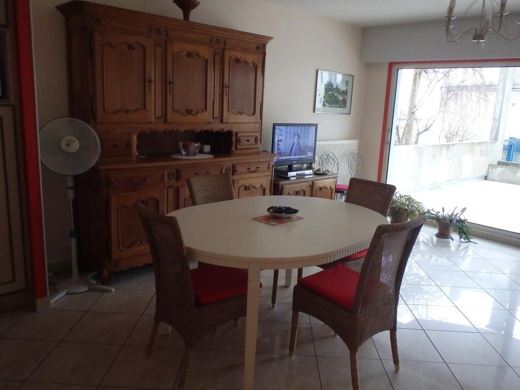 Le Moulin Des Pres Avec Terrasse Apartment เวอซูล ห้อง รูปภาพ
